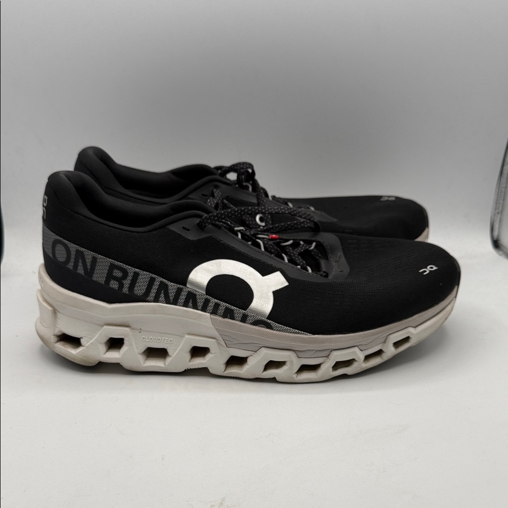 On Running CLOUD MONSTER Men's 10.5 Black and White Athletic Shoes S16